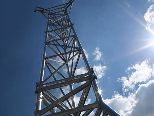 Konstrukcje aluminiowe maszty wieże kratownice wsporniki akcesoria do montażu Polska